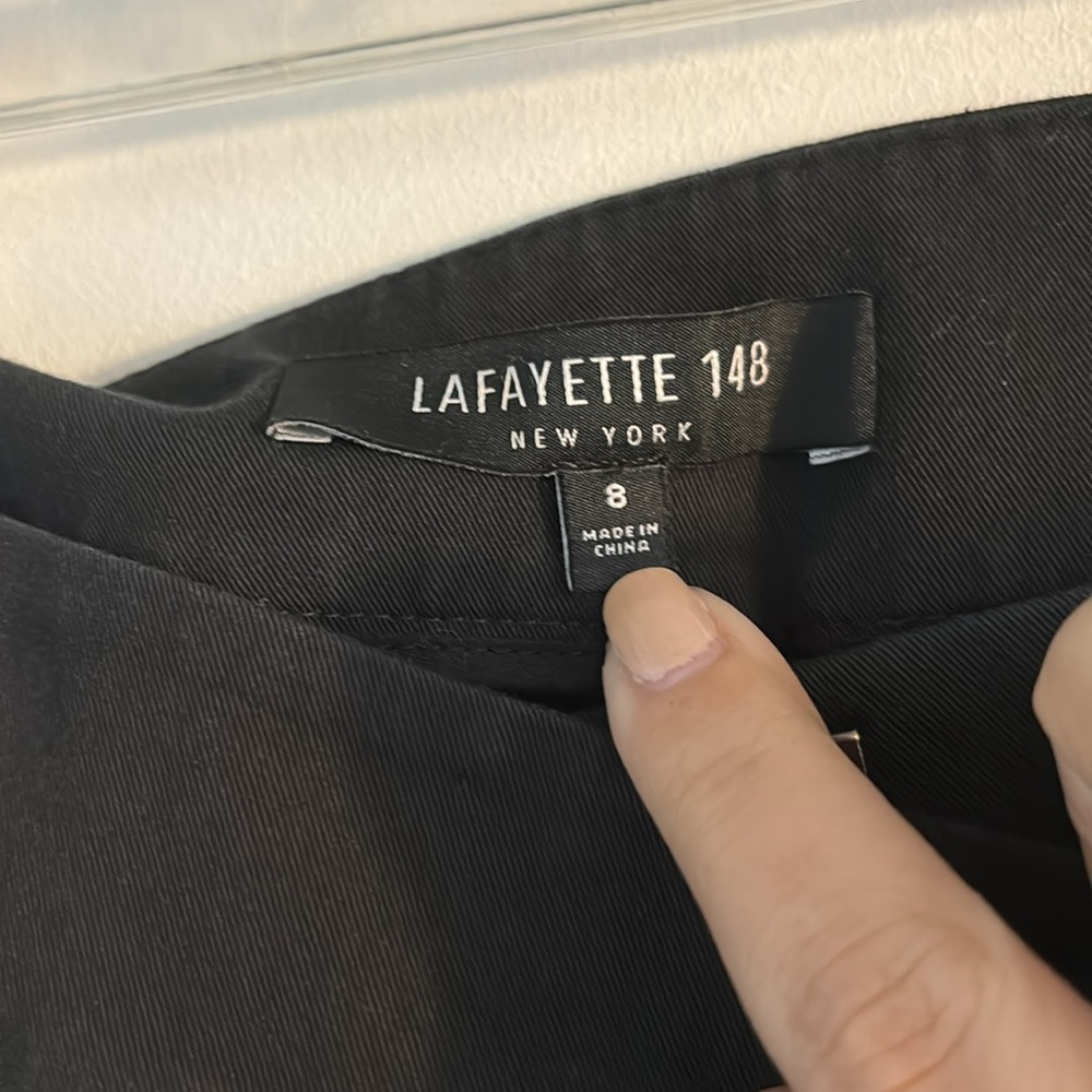 Lafayette 148 size 8 black crop pants